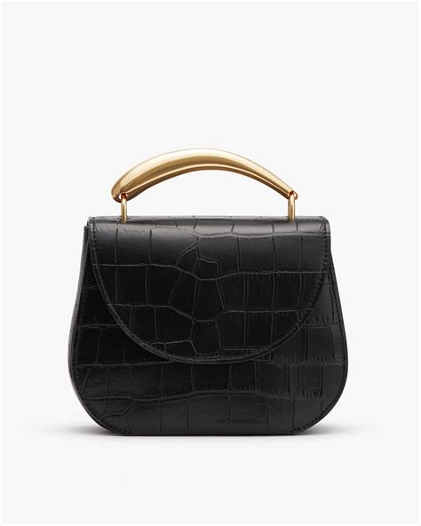 cuyana sculpted handle bag|cuyana leather bags.